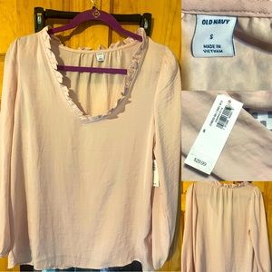 Old navy pink top size small nwt